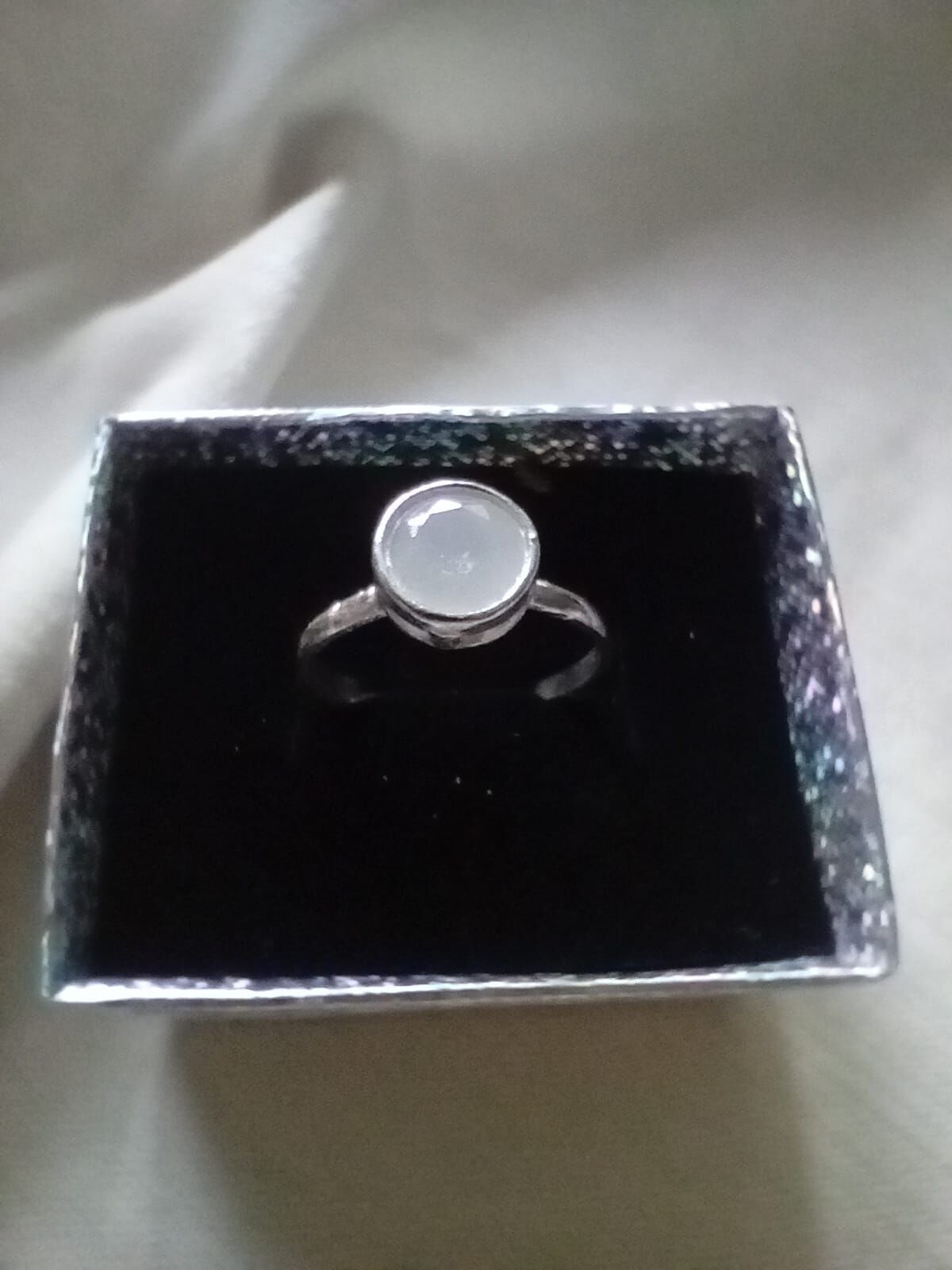 Beyaz Taşlı 925 Ayar Tek Taş Yüzük