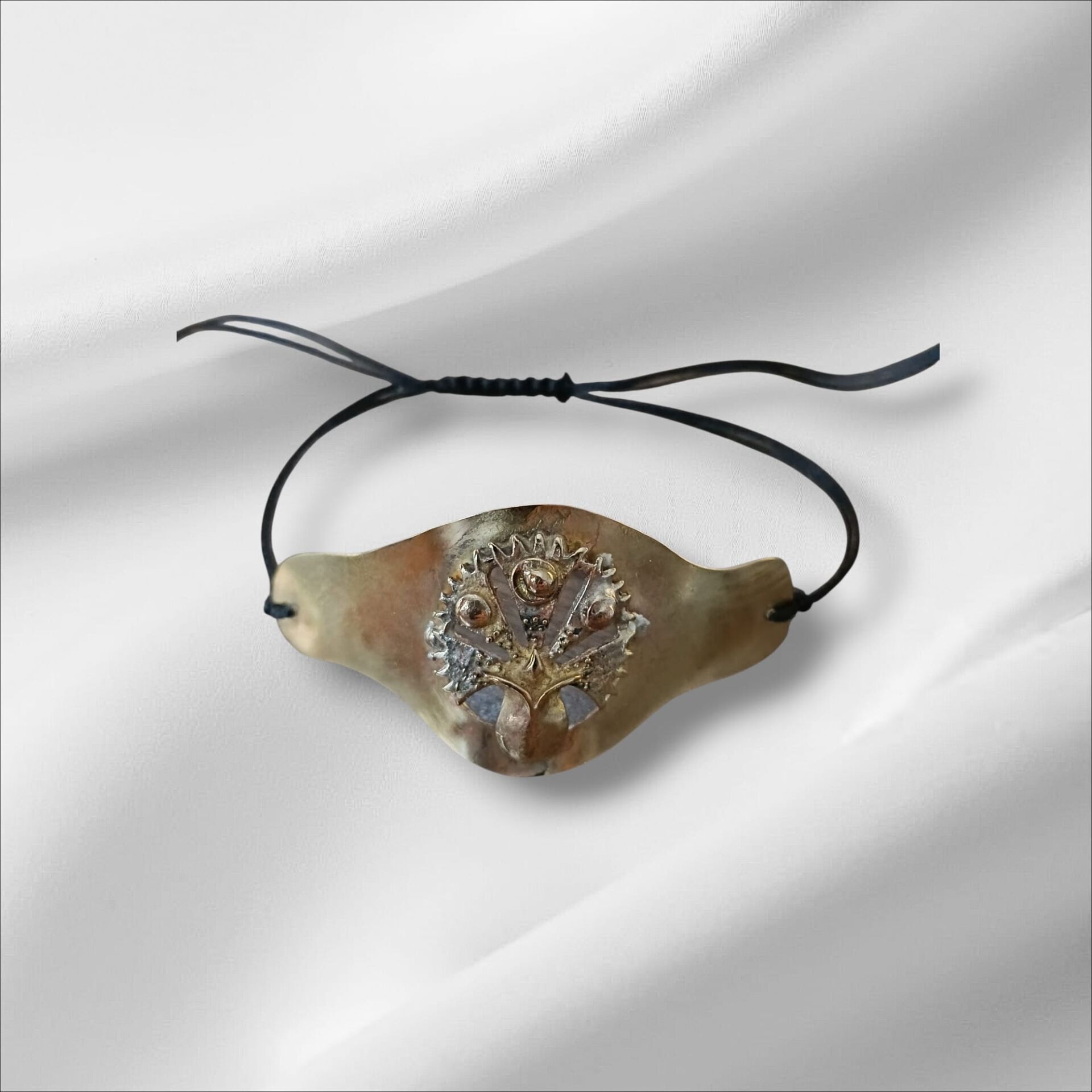 EL YAPIMI PİRİNÇ BİLEKLİK