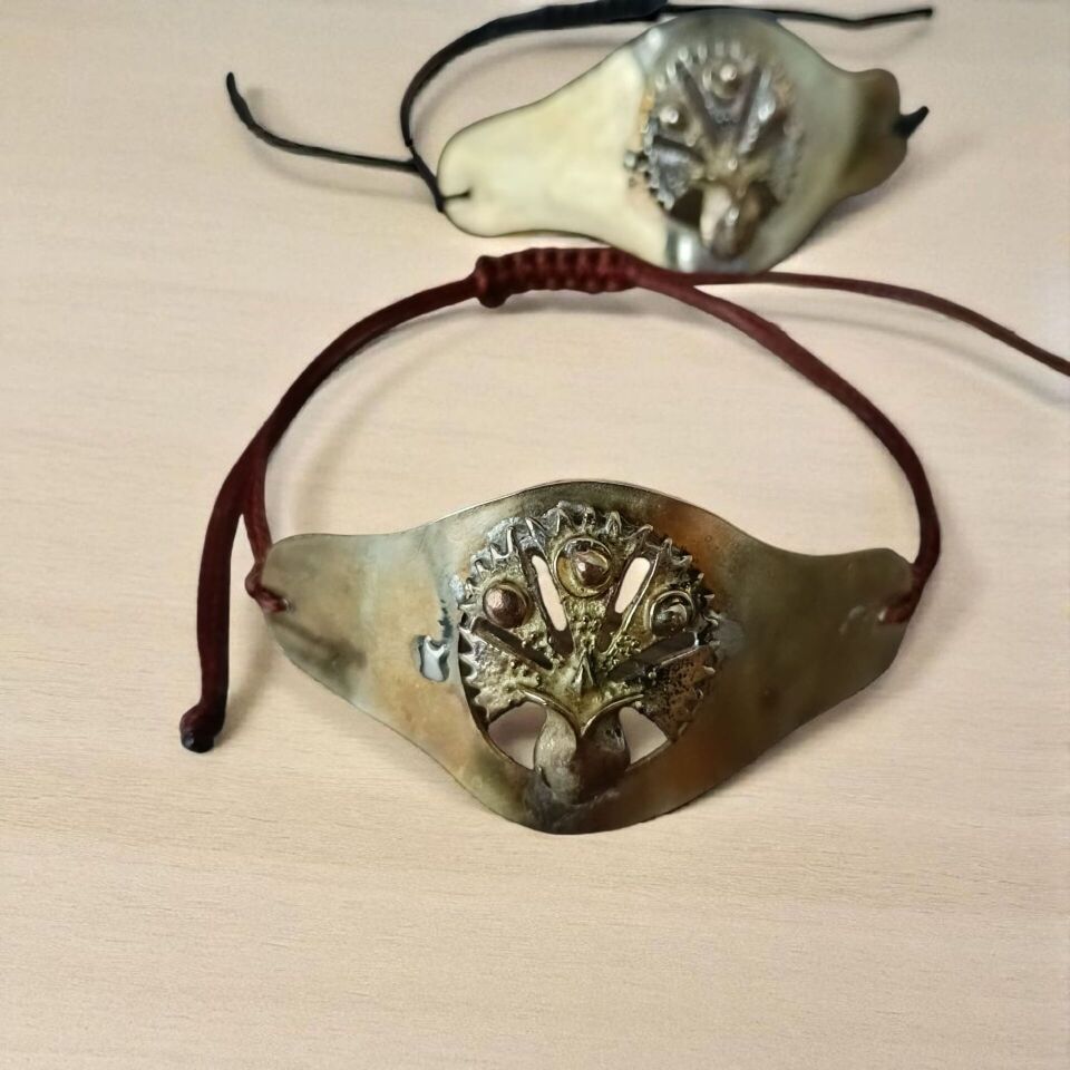 EL YAPIMI PİRİNÇ BİLEKLİK Siyah