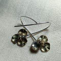 GÜMÜŞ & PİRİNÇ ÇİÇEK KÜPELER