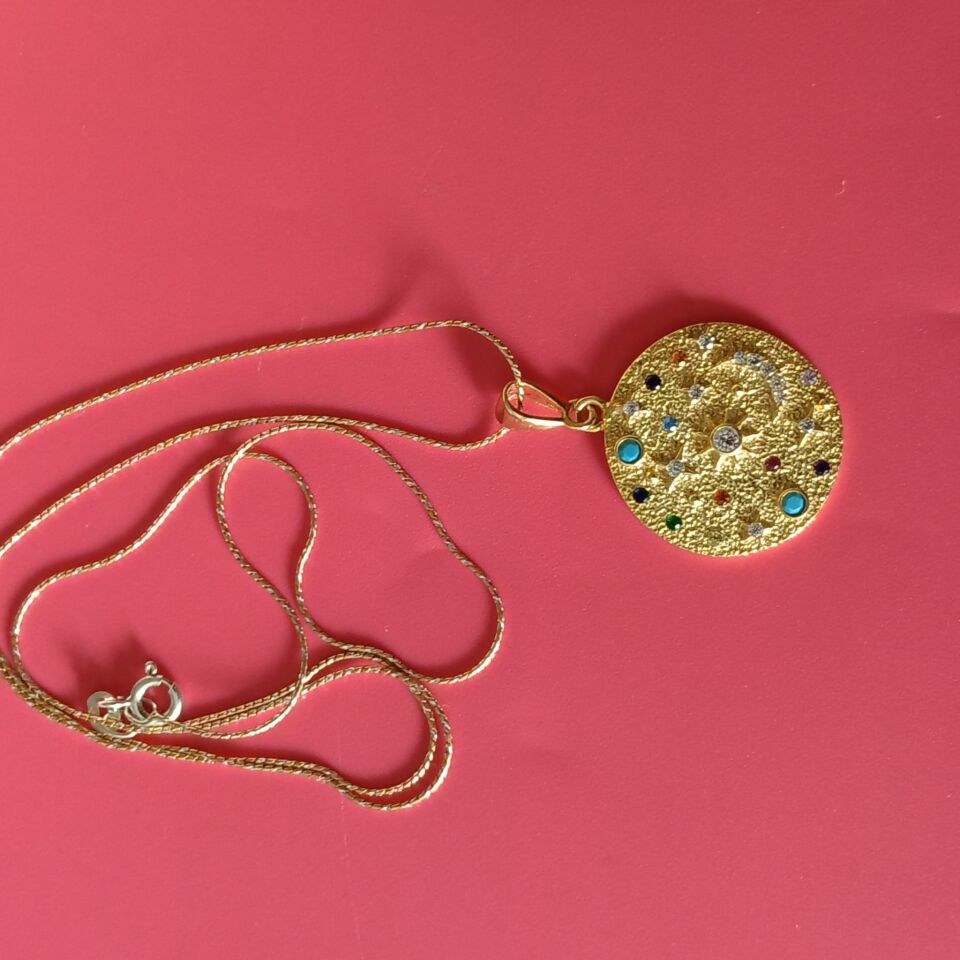 Güneş, Ay ve Yıldız Temalı Altın Kaplama 925 Ayar Gümüş Kolye ve Zinciri