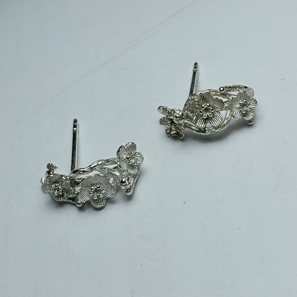 Bahar Çiçekleri Gümüş El Yapımı Küpeler