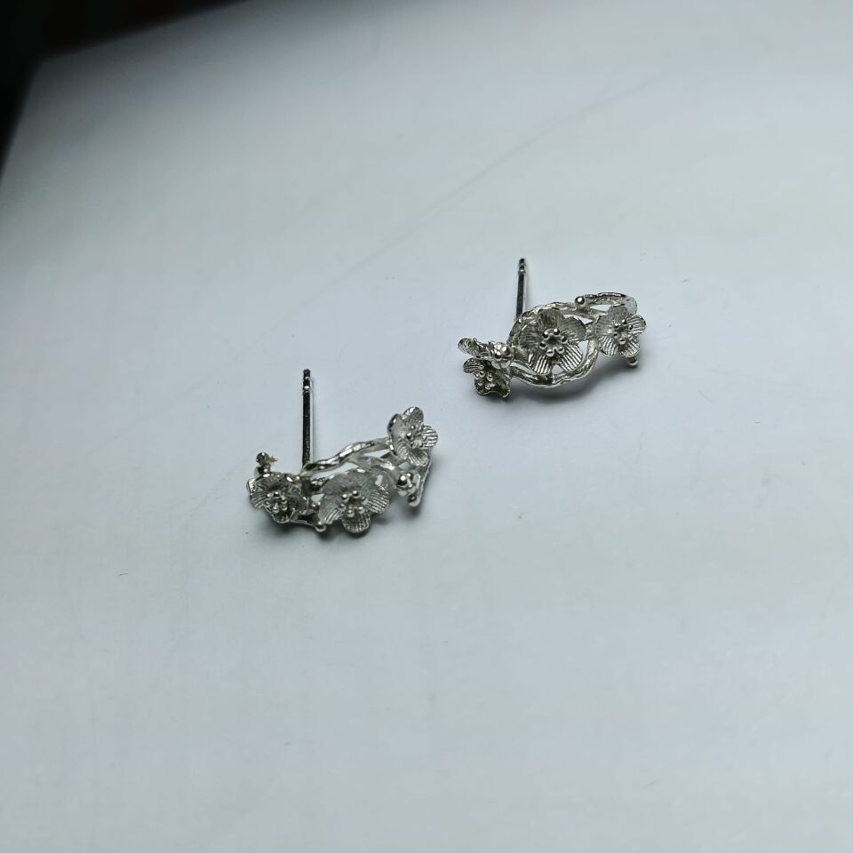 Bahar Çiçekleri Gümüş El Yapımı Küpeler