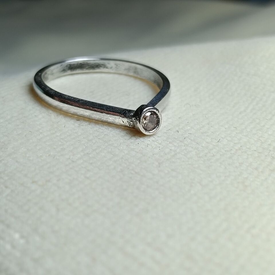 Zirkon Taşlı El Yapımı Gümüş Yüzük