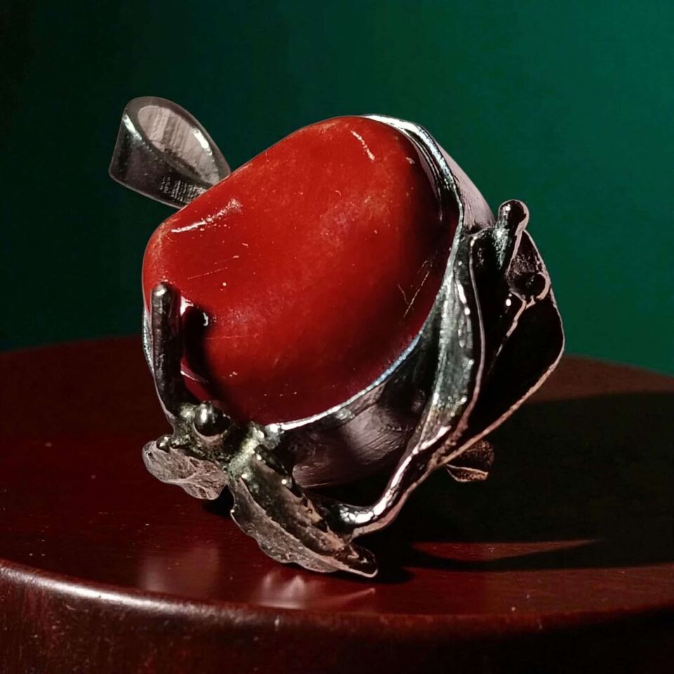 Kırmızı Seramik Taşlı El Yapımı Gümüş Tasarım Kolye Ucu