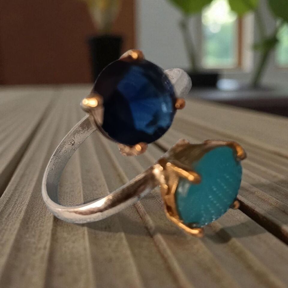 Zirkon İkili Renk Tek Taşlı El Yapımı Gümüş Yüzük