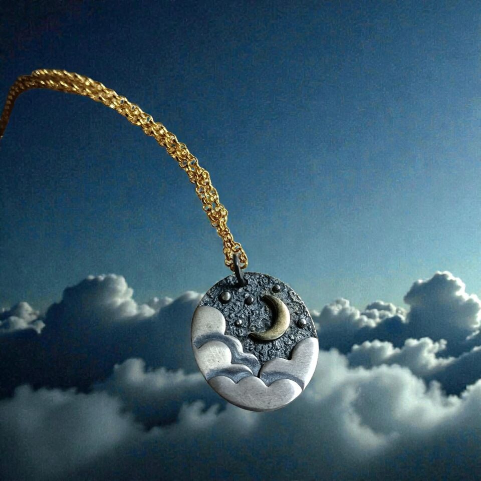 Ay ve Yıldızlar & Bulutlar  Oksit Gümüş ve Altın Kaplamalı 925 Ayar Kolye