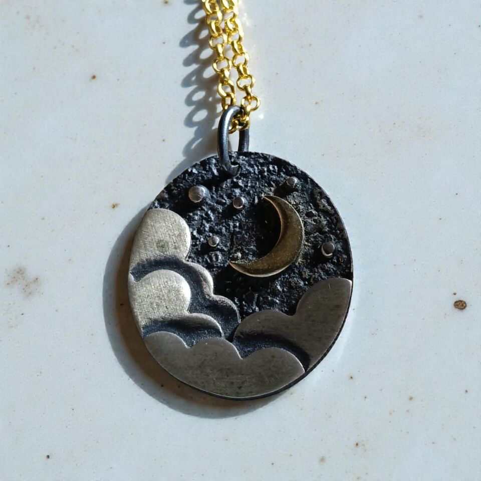 Ay ve Yıldızlar & Bulutlar  Oksit Gümüş ve Altın Kaplamalı 925 Ayar Kolye