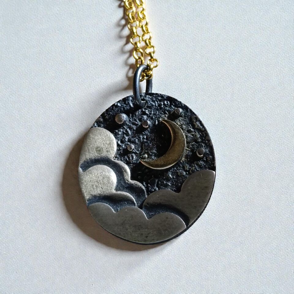 Ay ve Yıldızlar & Bulutlar  Oksit Gümüş ve Altın Kaplamalı 925 Ayar Kolye