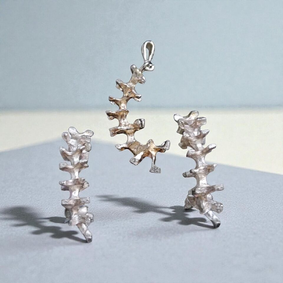 Tırtıl El Yapımı Gümüş Küpeler ve Kolye Ucu Takım