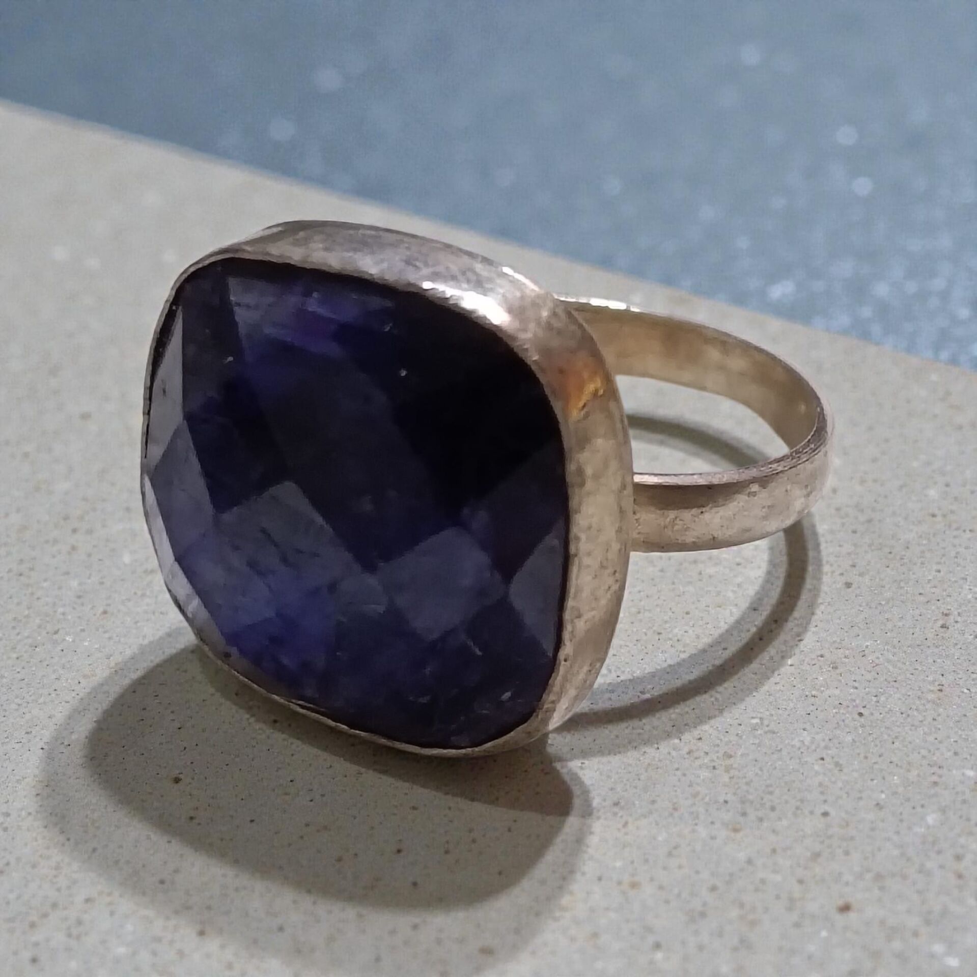 Safir Kare Taşlı Gümüş El Yapımı Yüzük