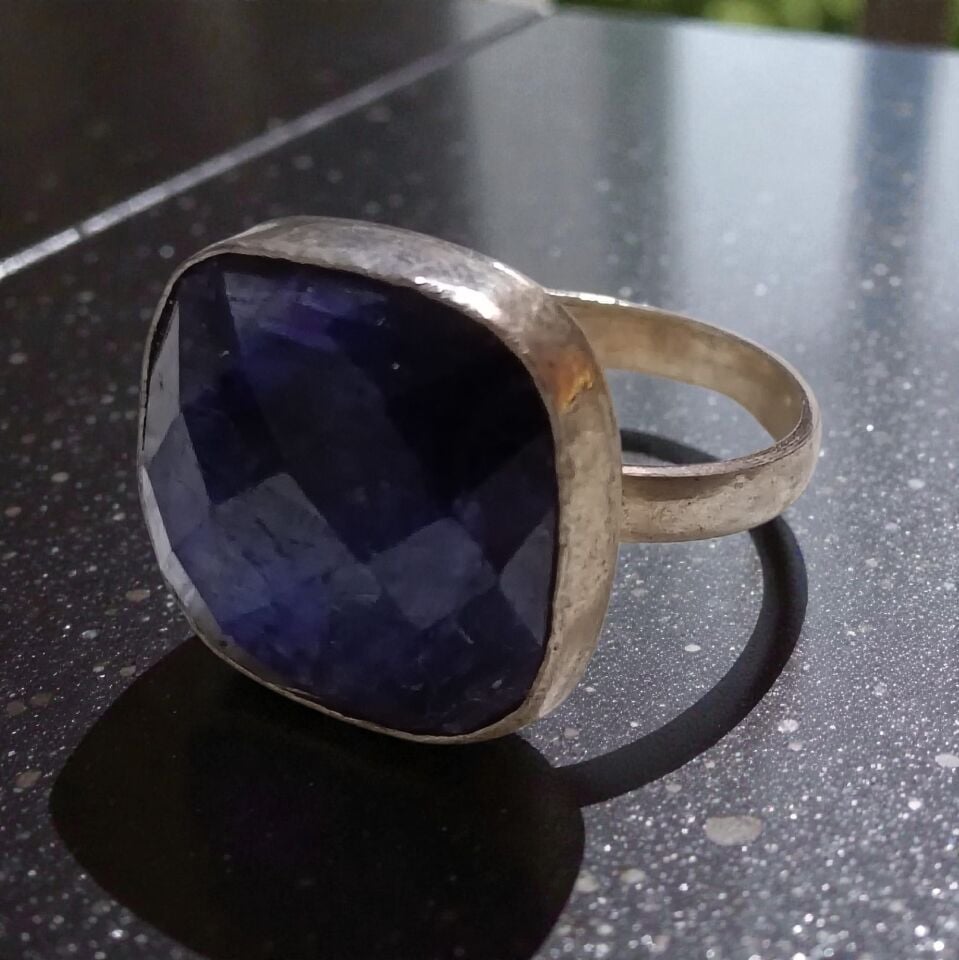 Safir Kare Taşlı Gümüş El Yapımı Yüzük