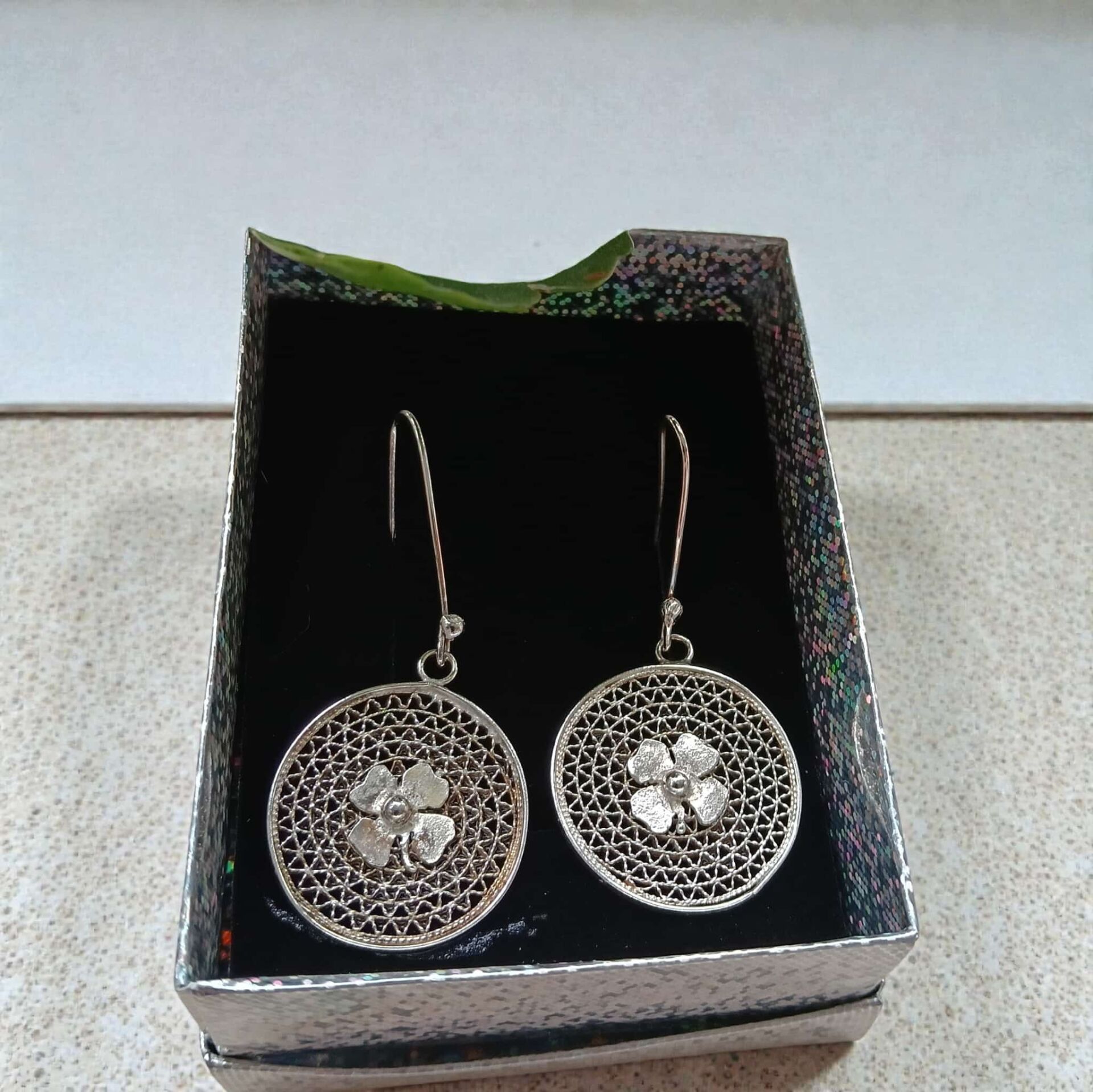 Telkari Sim Dolgu  Yoncalı Yuvarlak Gümüş Küpeler