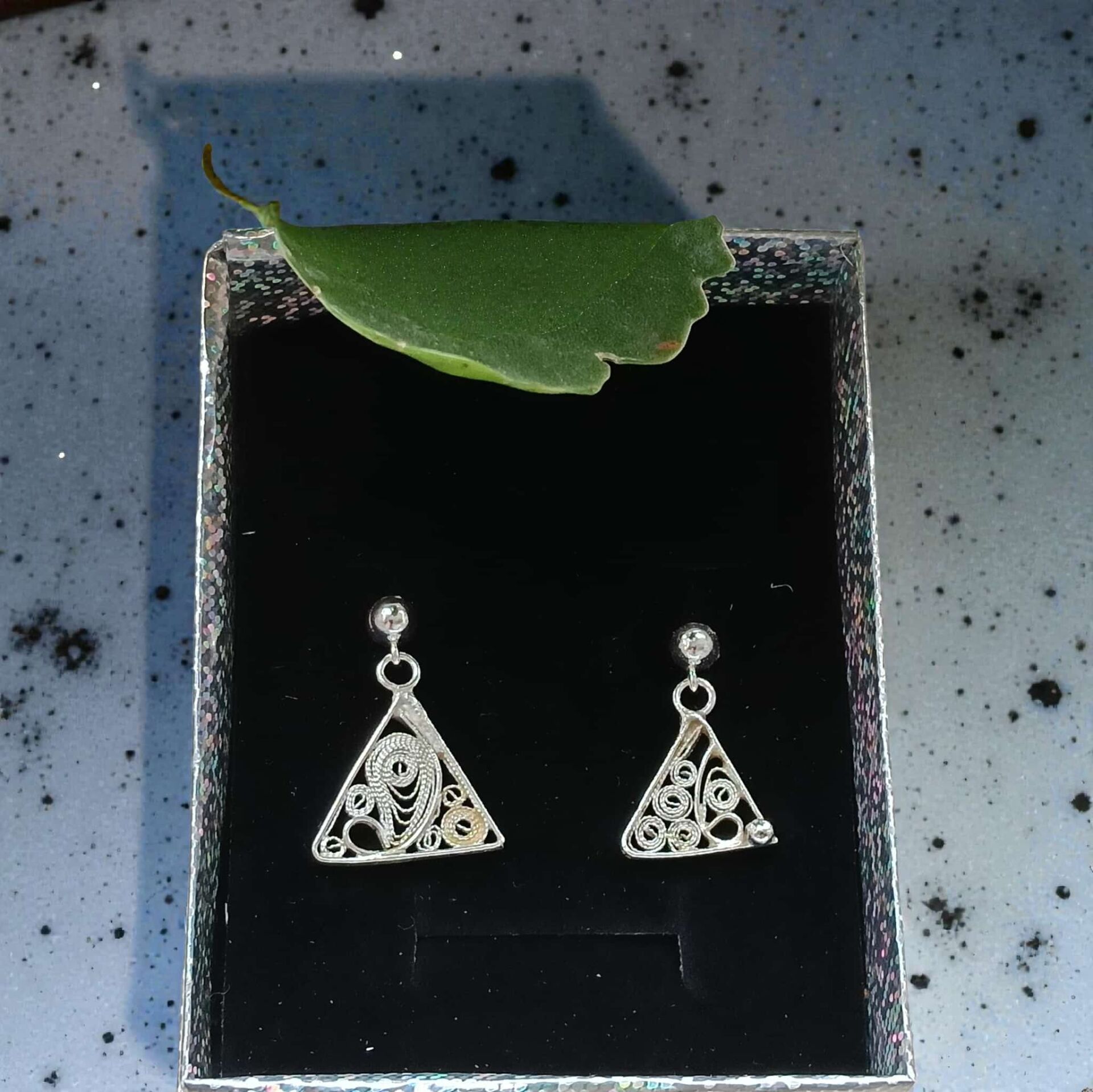 Üçgen Telkari Gümüş El Yapımı Küpeler