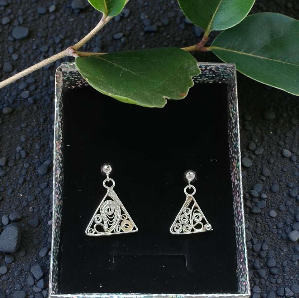 Üçgen Telkari Gümüş El Yapımı Küpeler