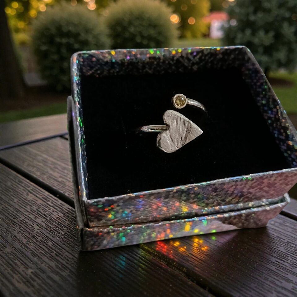 Kalp ve Zirkon Taşlı Ayarlanabilir El Yapımı Gümüş Yüzük