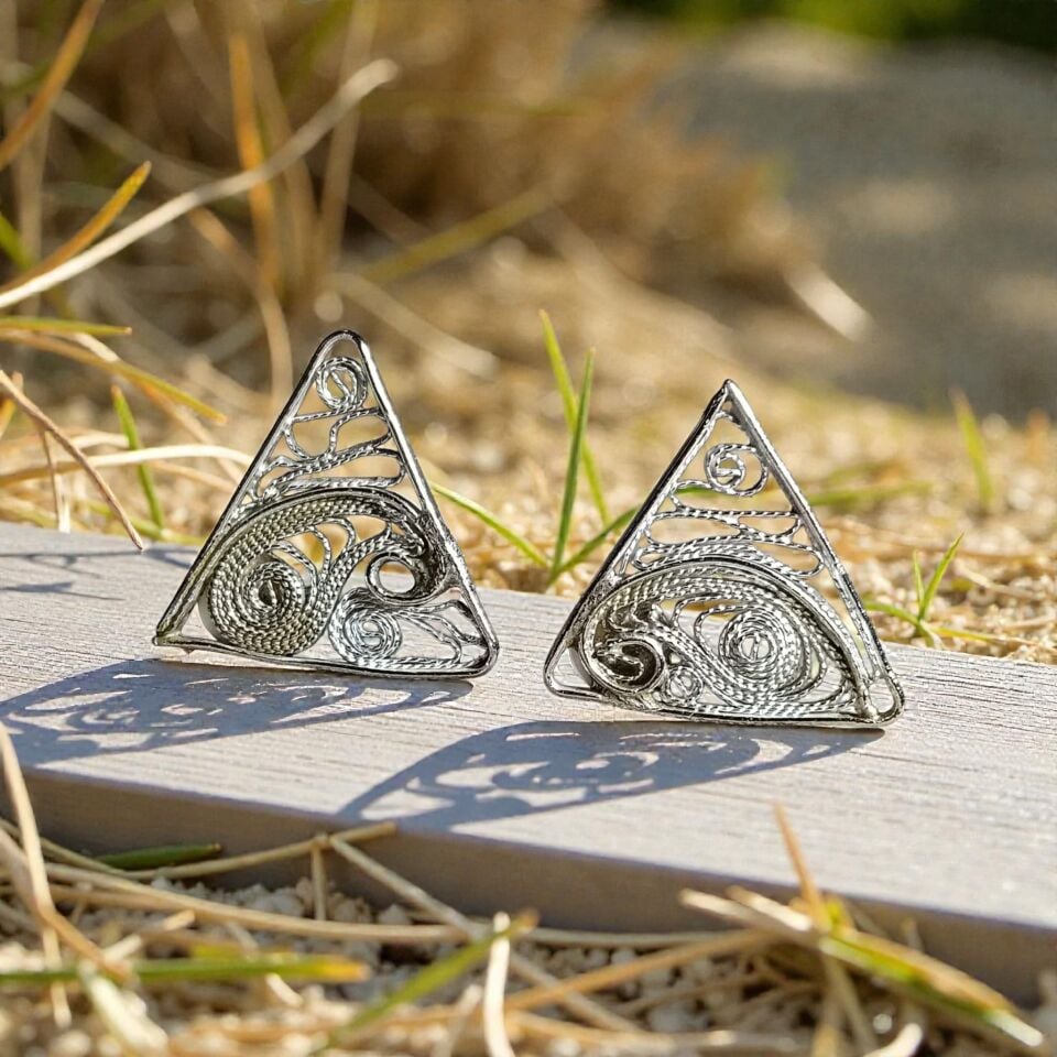 Telkari Gümüş El Yapımı Üçgen Küpeler