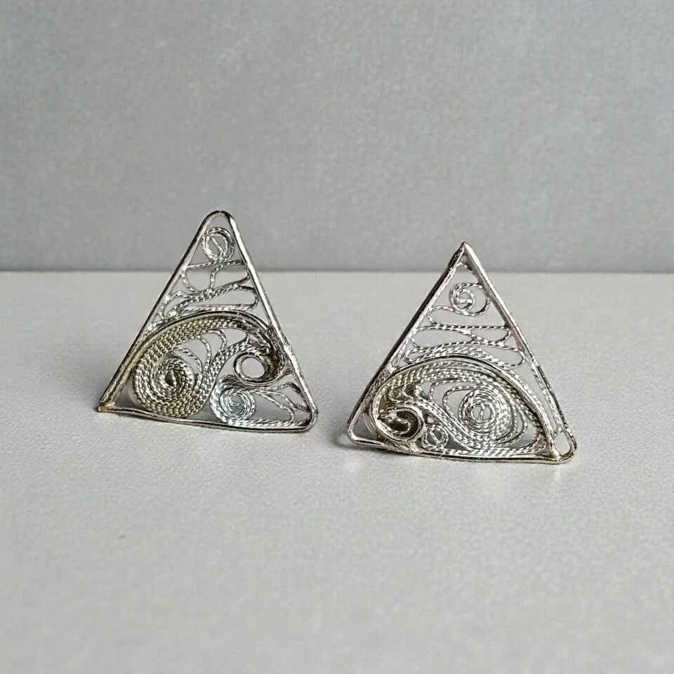 Telkari Gümüş El Yapımı Üçgen Küpeler