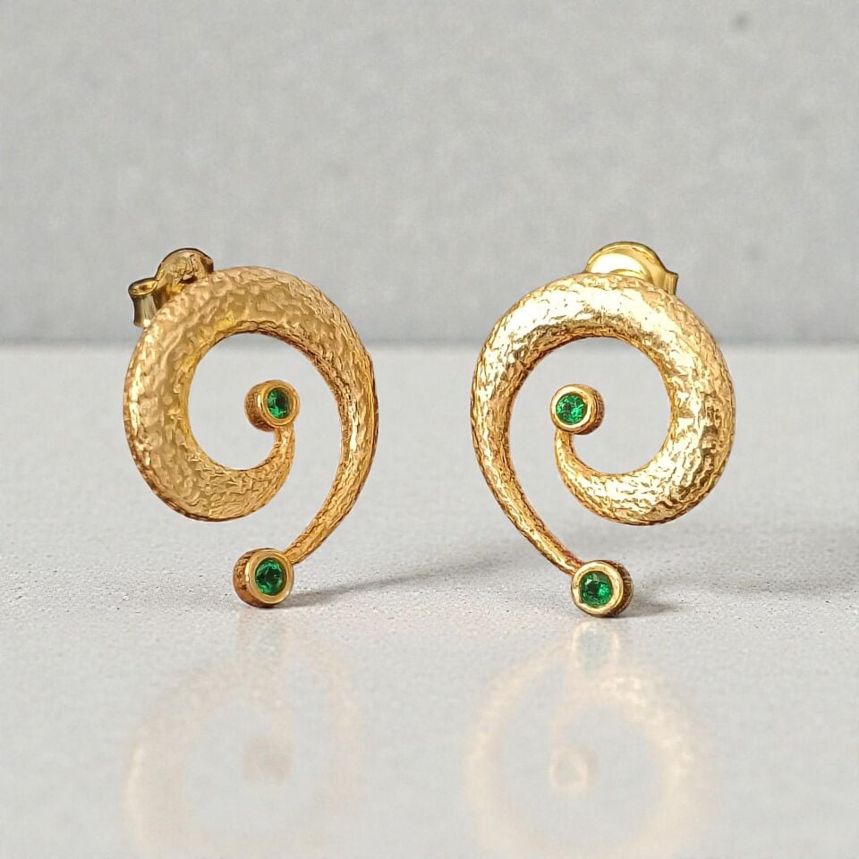 Altın Kaplama 925 Ayar Gümüş Spiral Zirkon Taşlı Küpeler