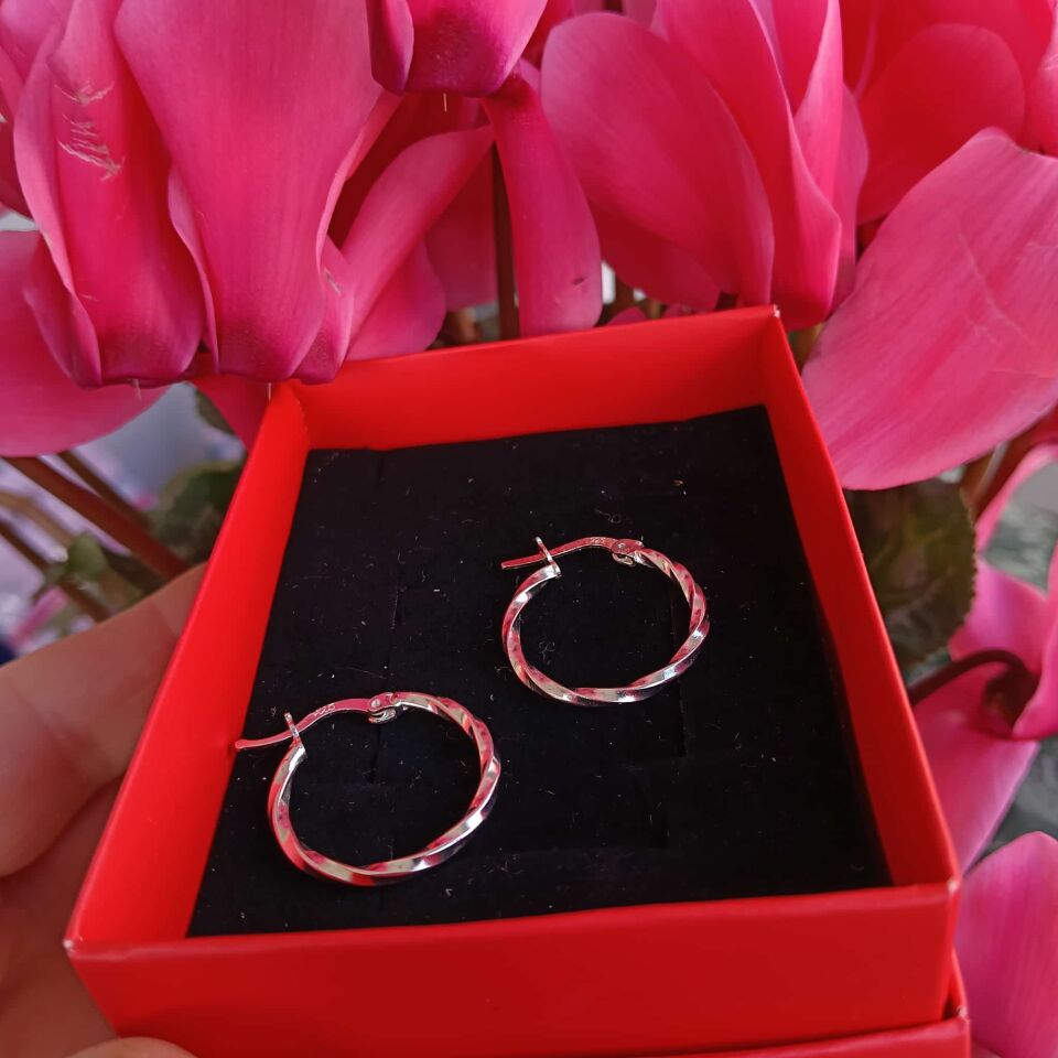 Burgu Gümüş Halka Küpeler