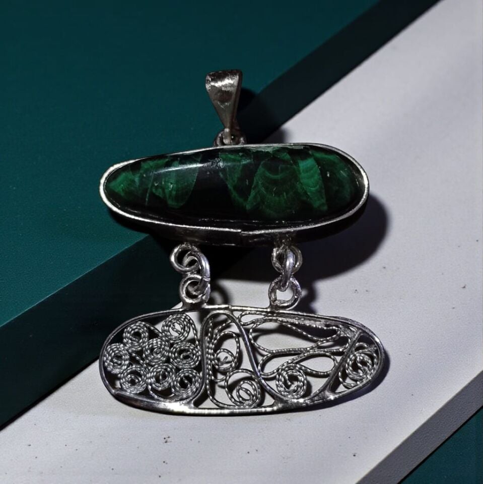 Malahit Taşlı Özel Tasrım Telkari Gümüş Kolye