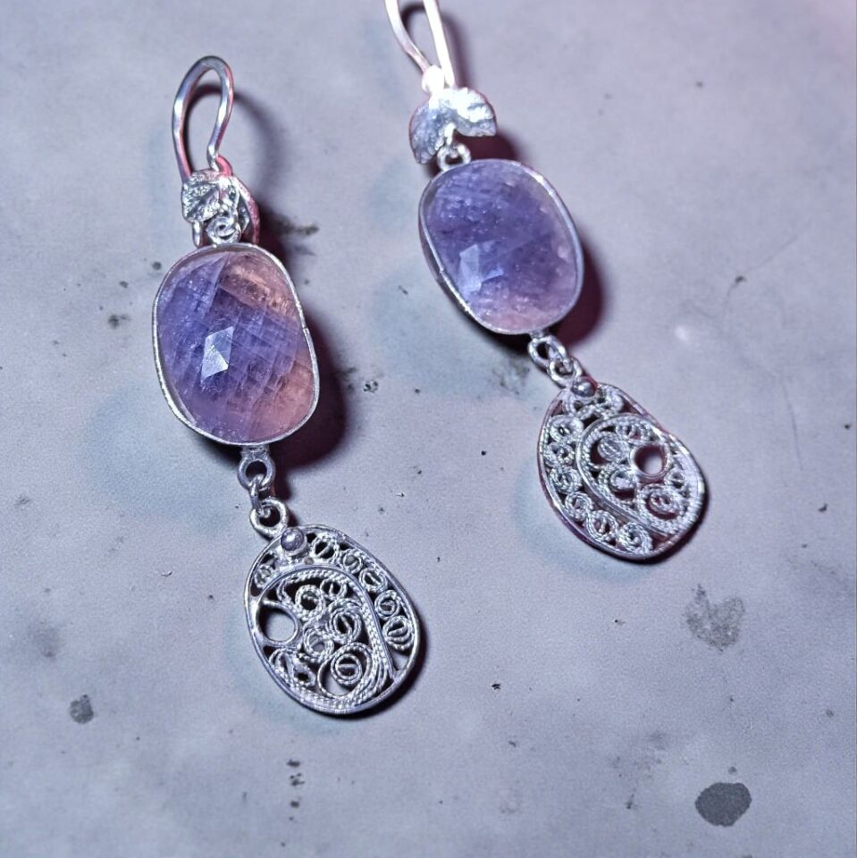 Mor & Lila Rengi Safir Taşlı Telkari Gümüş El Yapımı Küpeler