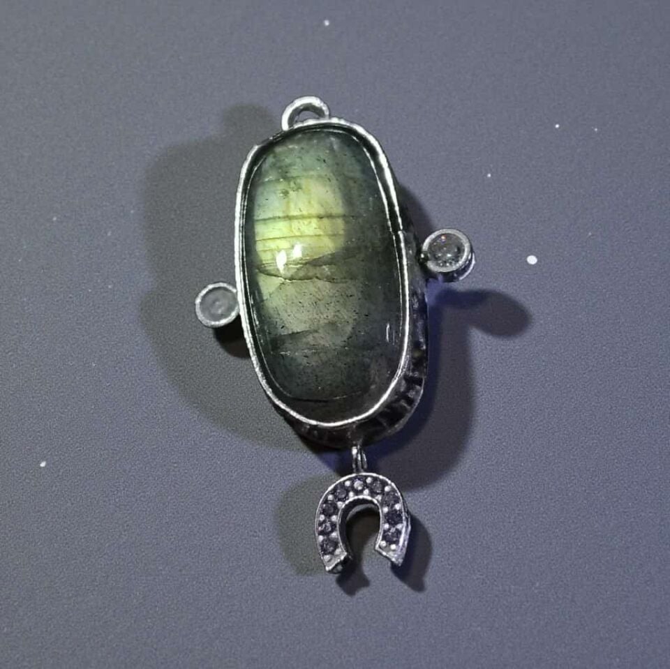 Labradorit Doğal Taşlı El Yapımı Gümüş Kolye Ucu