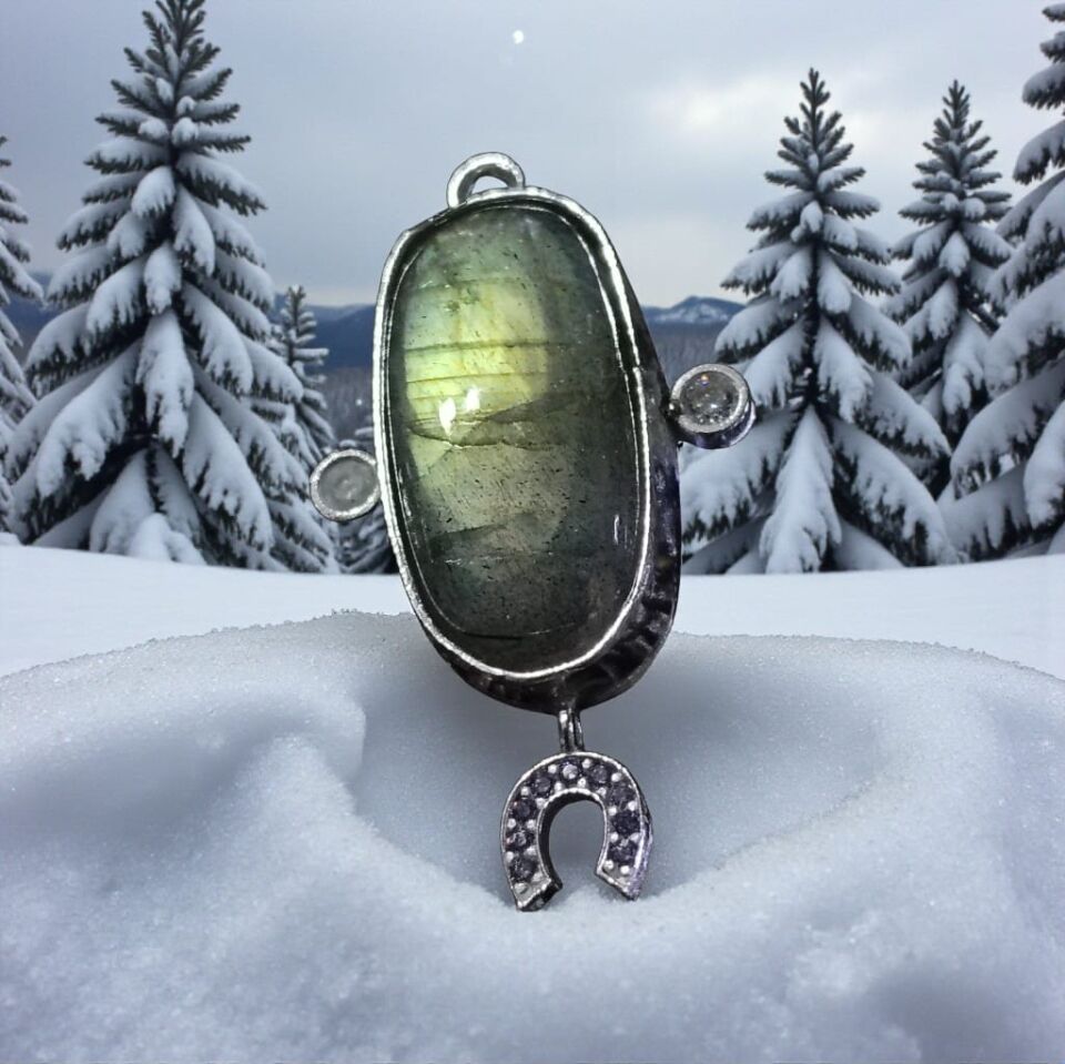 Labradorit Doğal Taşlı El Yapımı Gümüş Kolye Ucu