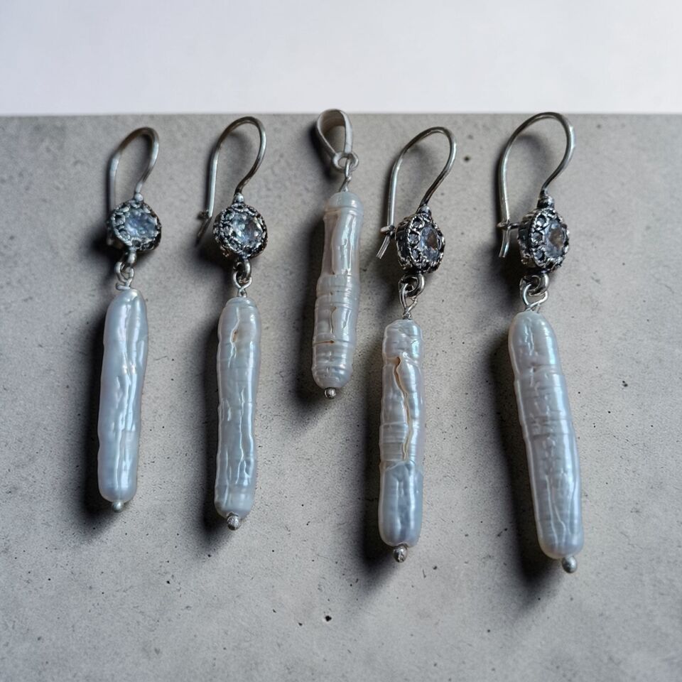 Barok Uzun İnci  Gümüş Zirkon Taşlı Küpeler